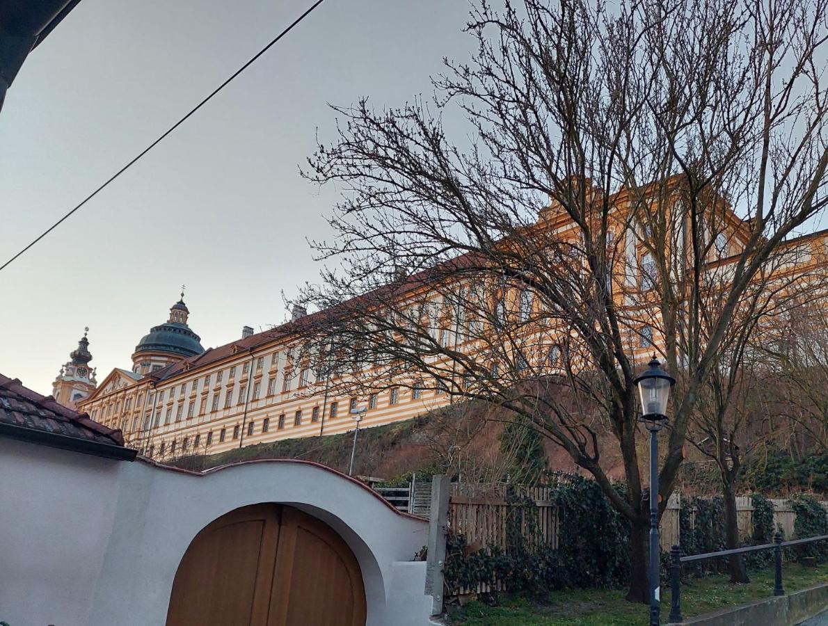 Schon Wohnen Beim Stift Melk Lägenhet Exteriör bild