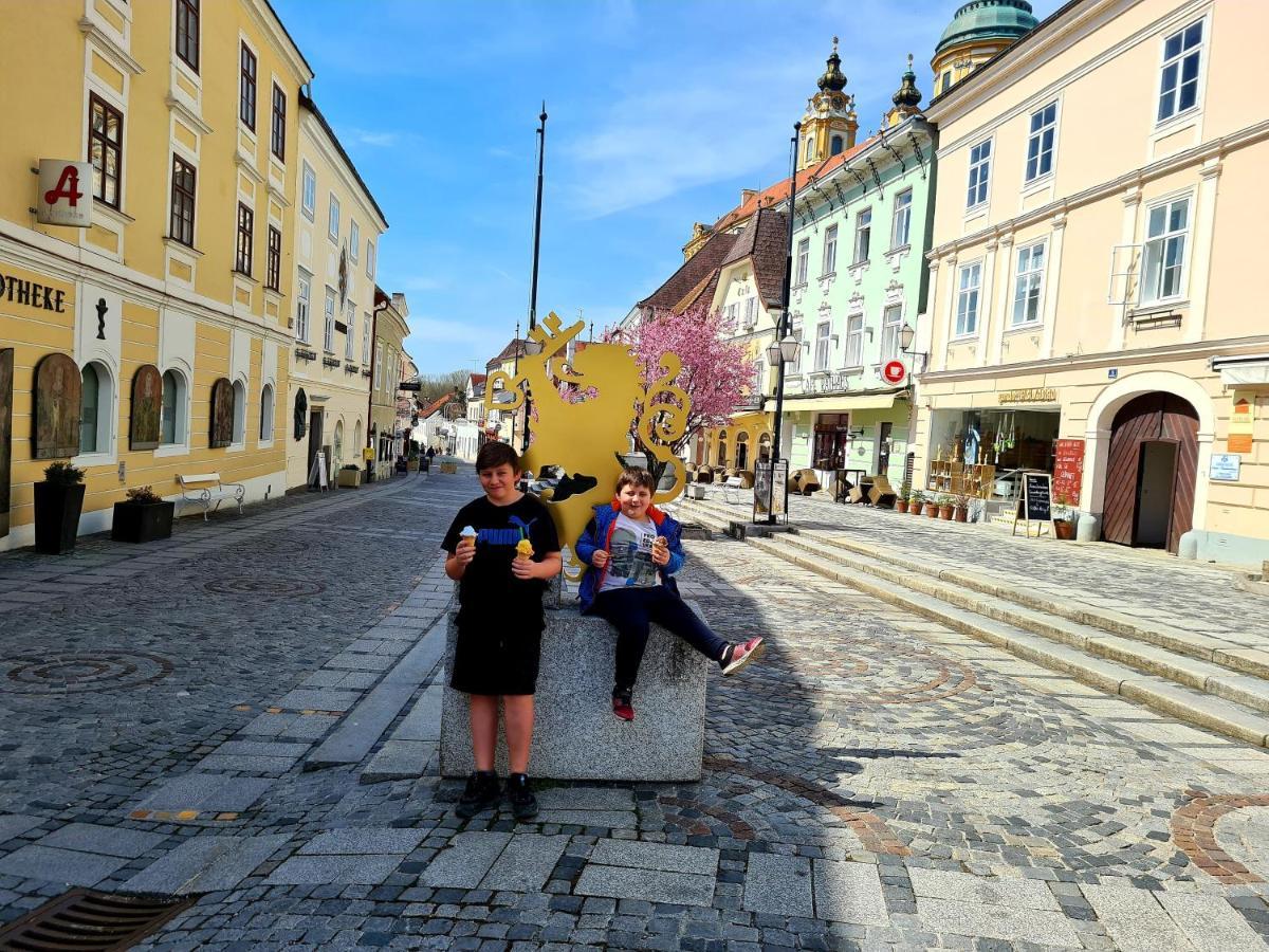 Schon Wohnen Beim Stift Melk Lägenhet Exteriör bild
